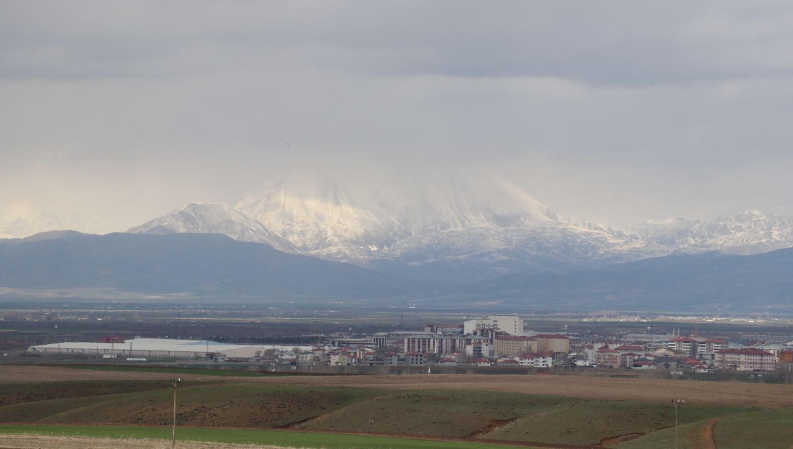 ermenistandan agri dagi karari sinir damgalarindan kaldiriliyor nL4Numjv