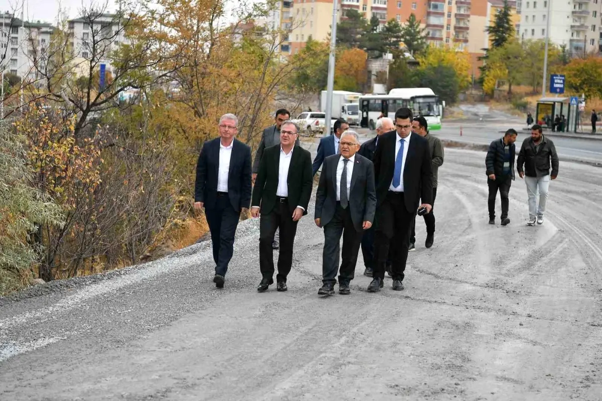 kayseri caddesinde 100 milyon tllik yol yenileme calismalari suruyor EIBIAV7P.jpg