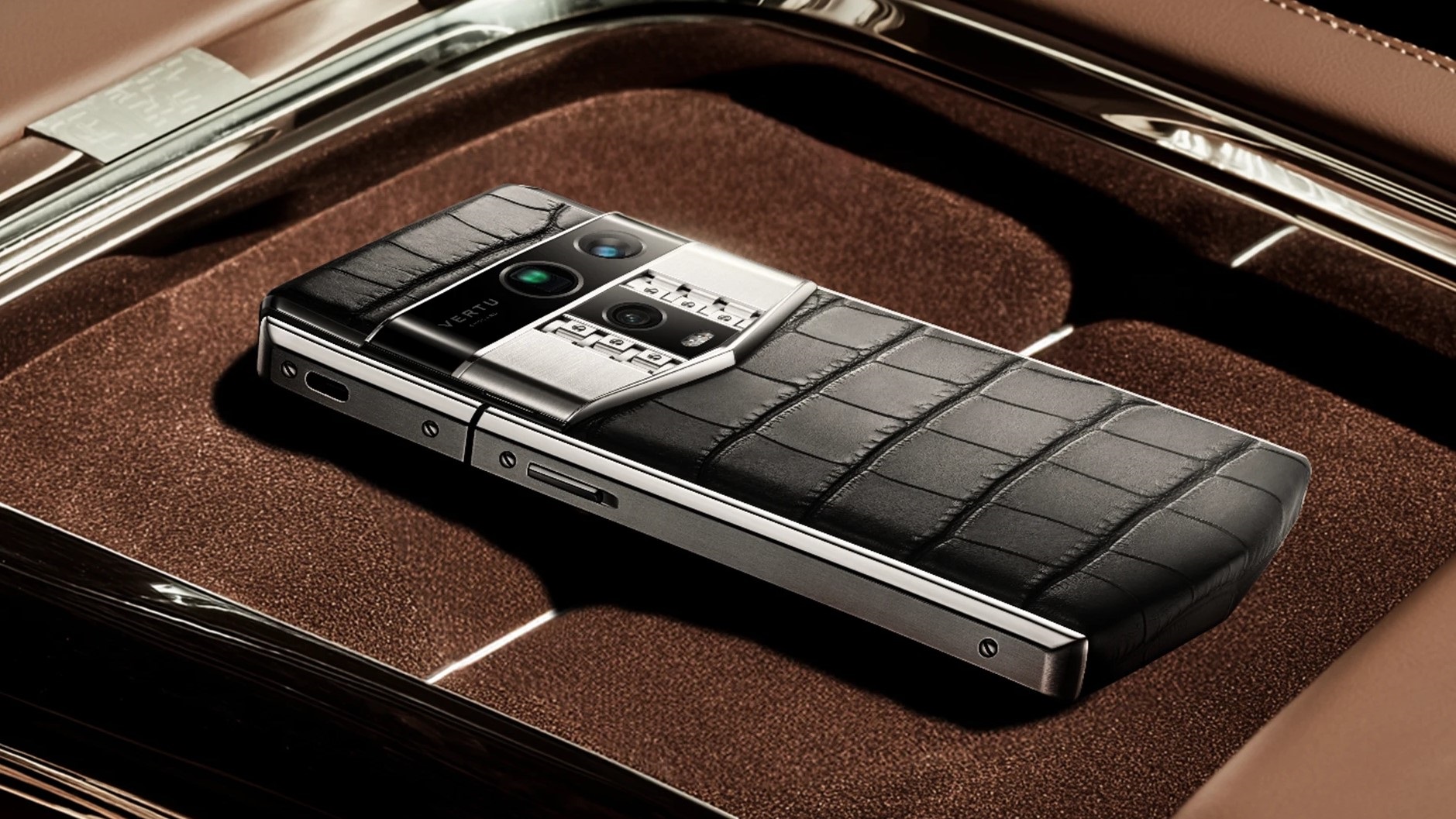 uzanlarin sahibi oldugu vertu yapay zek ile luksu birlestirdi vertu agent q HhPPGebw.jpg