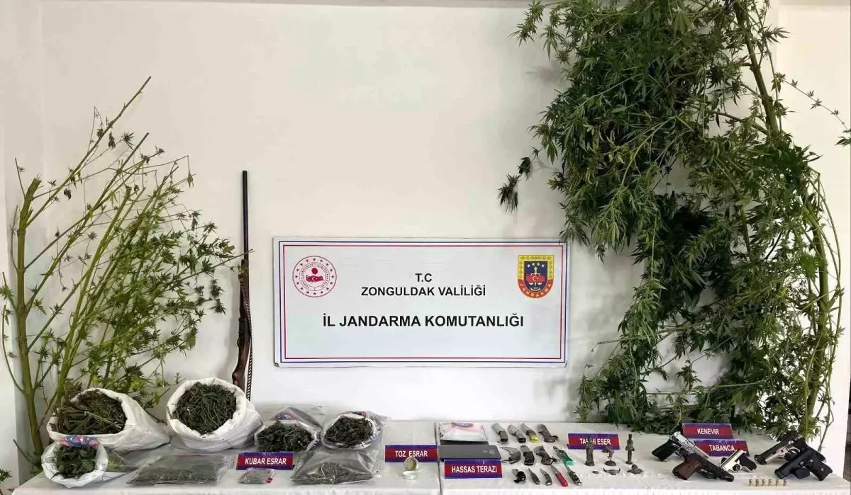 zonguldakta narkotik operasyonu 5 supheli yakalandi XkHJlbpF