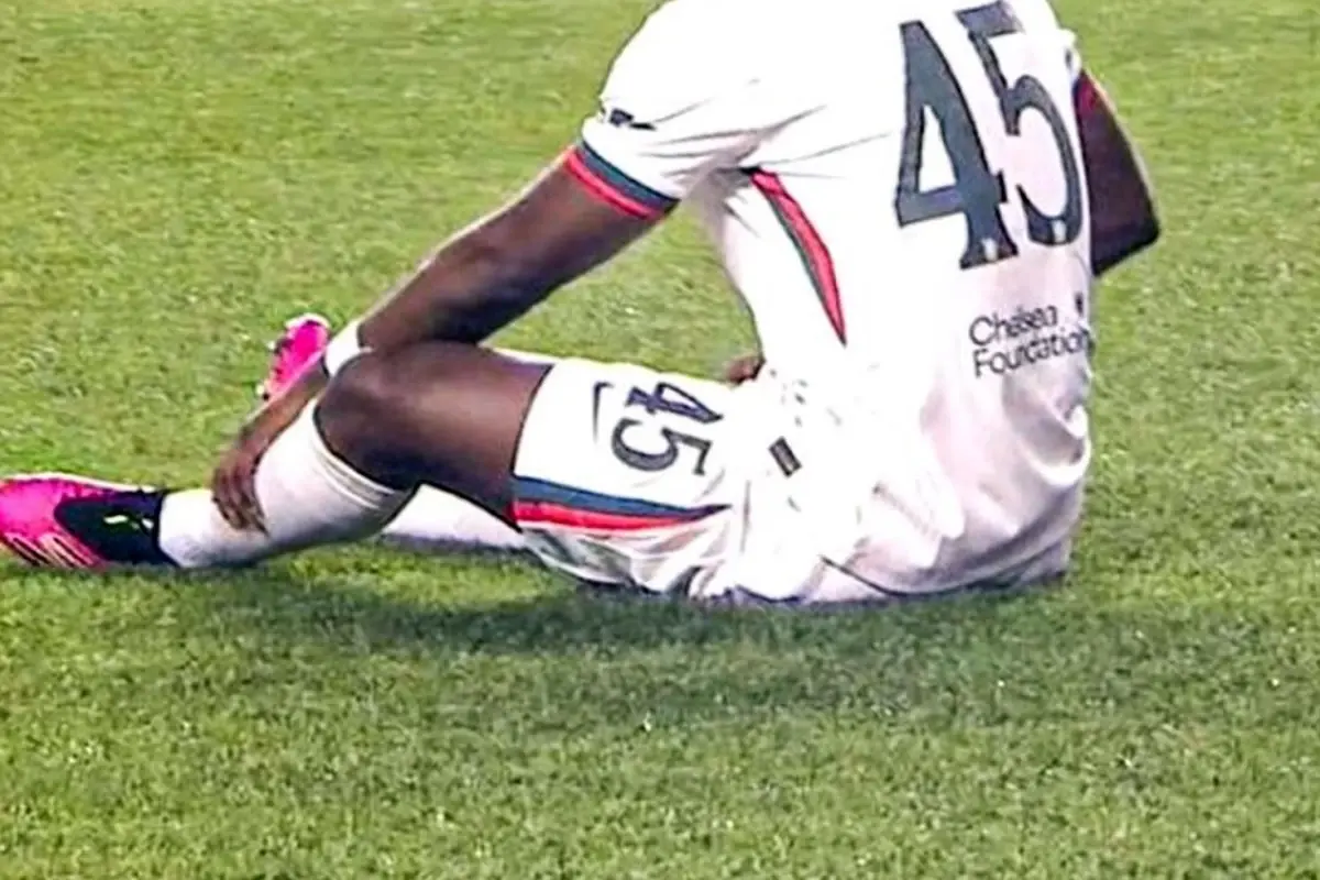 bonservisine bir oda dolusu para verilen futbolcunun kabusu bitmiyor Hh2xrl8r.jpg